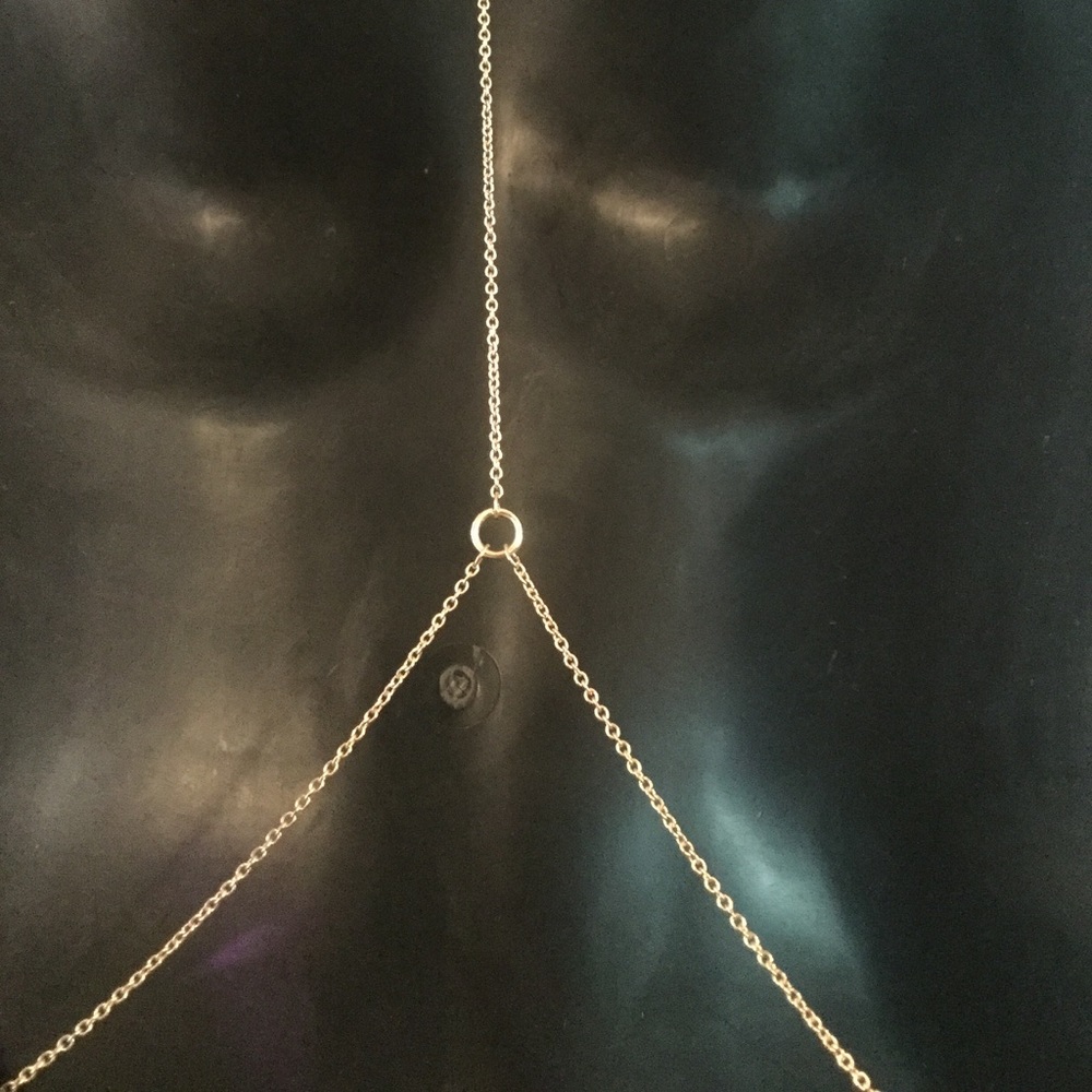 Glam Gold Body Chain✨ - Picture 10 of 11